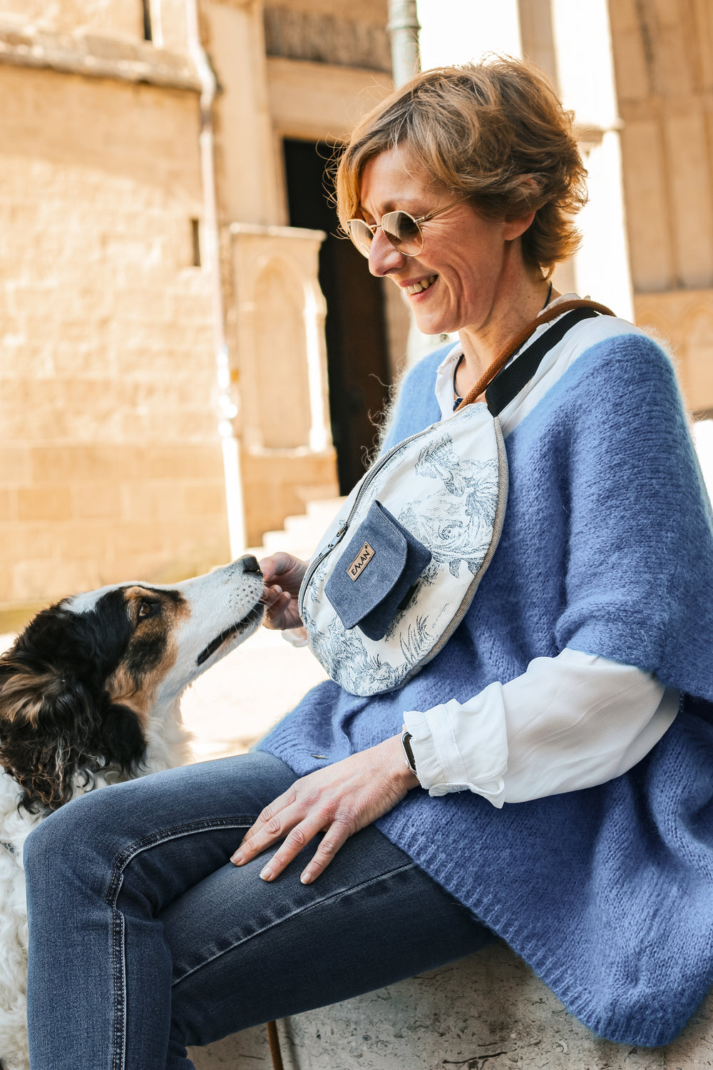 Ensemble Banane Toile de Jouy - pochette friandise chien Blue Jean