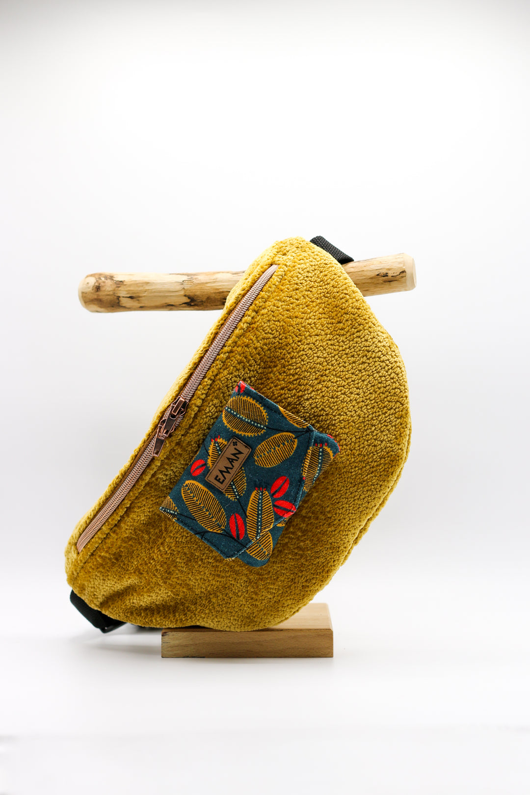 Ensemble Banane velours bouclé ocre - pochette friandises chien kakao